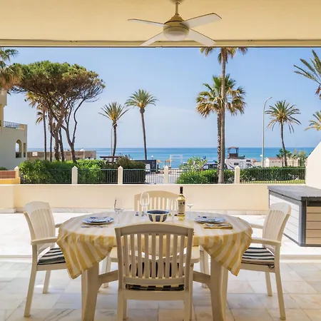 Sea View At White Pearl Ii, Elviria, מארבלה