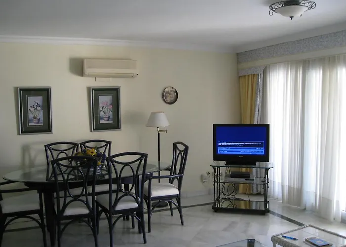 Sea View At White Pearl Ii, Elviria,