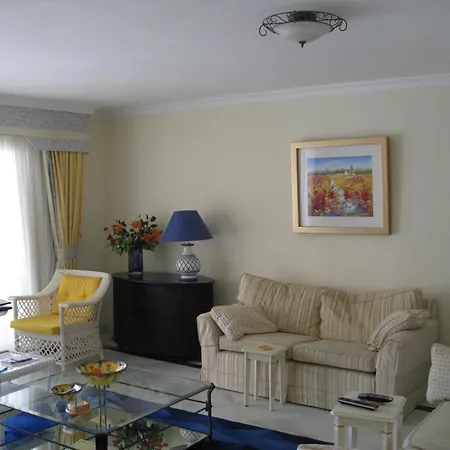 Апартаменты Sea View At White Pearl Ii, Elviria, *